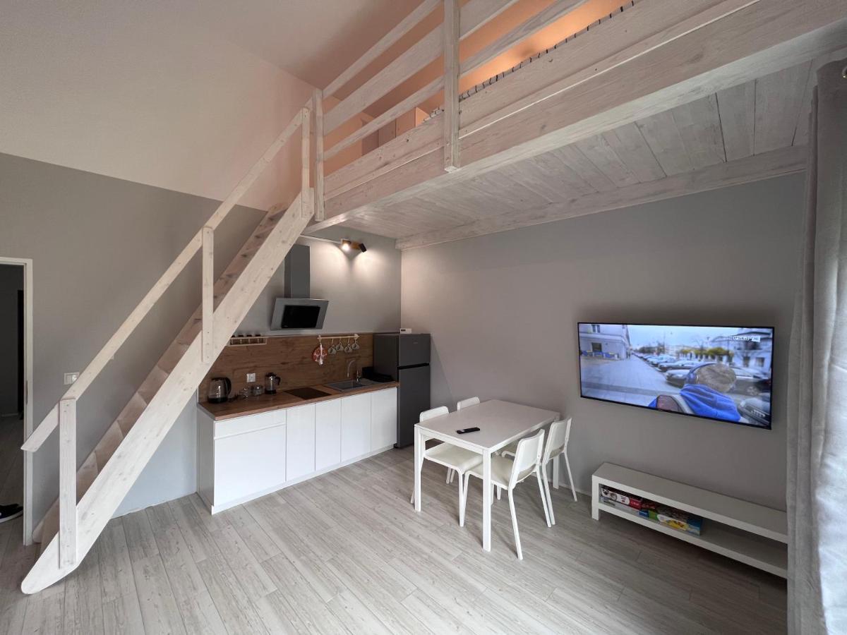 Apartament Pod Jaworami Z Antresola เยเลเนียกูรา ภายนอก รูปภาพ
