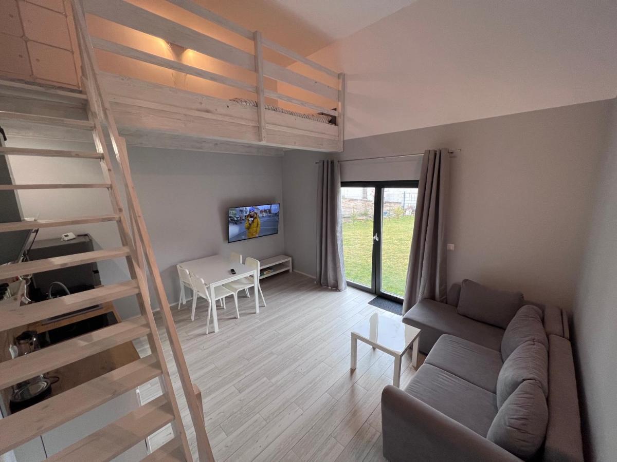 Apartament Pod Jaworami Z Antresola เยเลเนียกูรา ภายนอก รูปภาพ