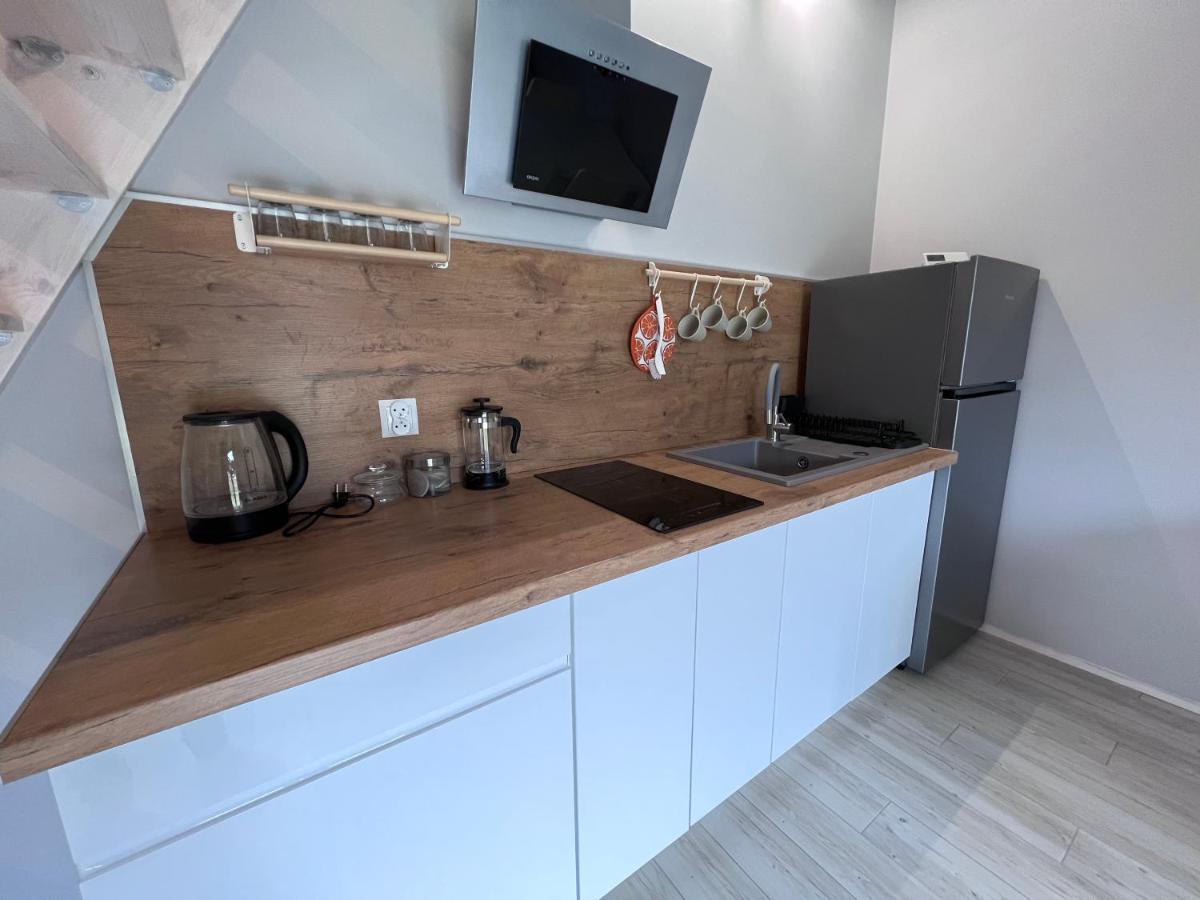 Apartament Pod Jaworami Z Antresola เยเลเนียกูรา ภายนอก รูปภาพ