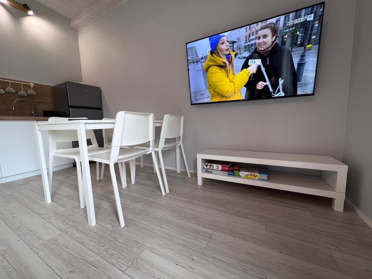 Apartament Pod Jaworami Z Antresola เยเลเนียกูรา ภายนอก รูปภาพ