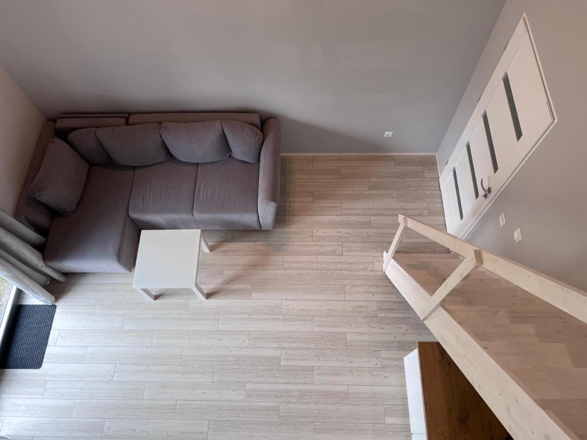 Apartament Pod Jaworami Z Antresola เยเลเนียกูรา ภายนอก รูปภาพ